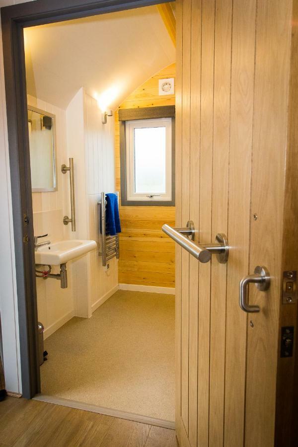 Evelix Pods Dornoch Apartment Exterior foto